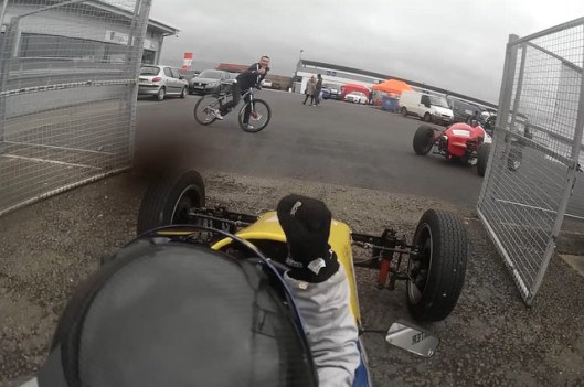 23753206278_1966c2c40d_z